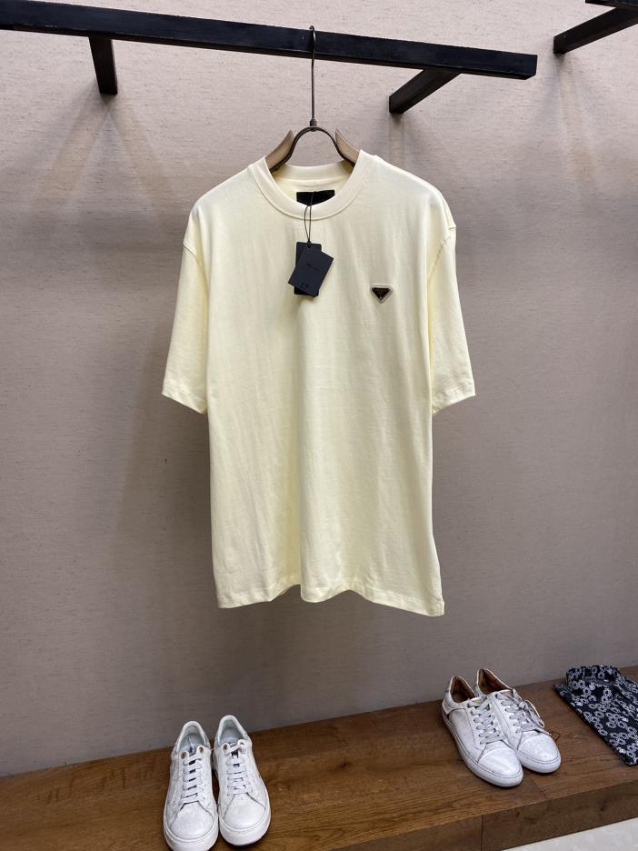 designer,replica,clothing,fake,1:1,lv,luxury,high quality Prada classic iron brand logo! P’s couple style short-sleeved T-shirt designer,replica,clothing,fake,1:1,lv,luxury,high quality Prada classic iron brand logo! P’s couple style short-sleeved T-shirt