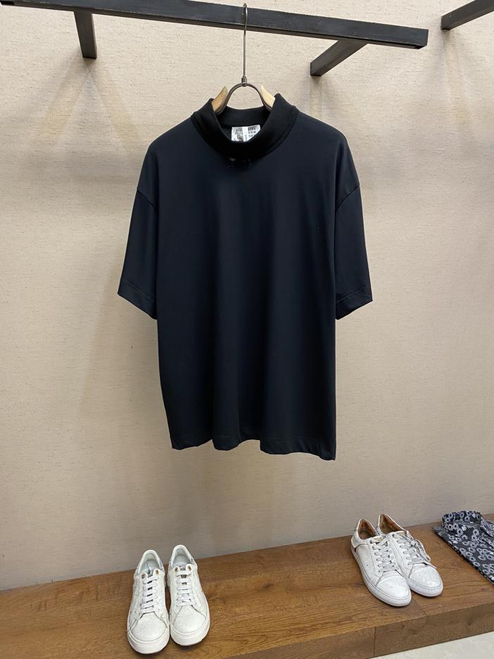 designer,replica,clothing,fake,1:1,lv,luxury,high quality MM6 four-corner stitching T-shirt designer,replica,clothing,fake,1:1,lv,luxury,high quality MM6 four-corner stitching T-shirt