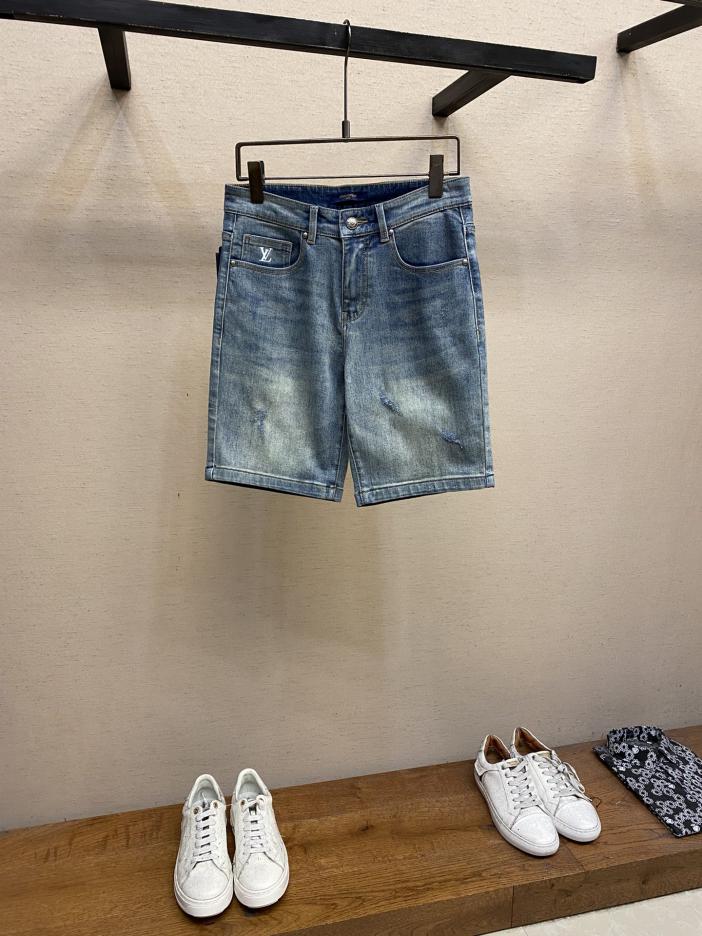 designer,replica,clothing,fake,1:1,lv,luxury,high quality LV2023ss is easy to wear and does not matter your figure. There are not many restrictions on matching. designer,replica,clothing,fake,1:1,lv,luxury,high quality LV2023ss is easy to wear and does not matter your figure. There are not many restrictions on matching.