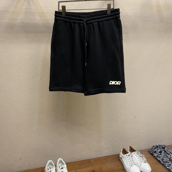 designer,replica,clothing,fake,1:1,lv,luxury,high quality Dior men’s casual shorts, the latest upper body style, are invincible!