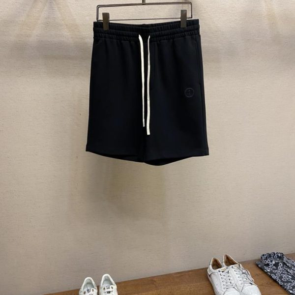 designer,replica,clothing,fake,1:1,lv,luxury,high quality MM6 men’s casual shorts, the latest upper body style, invincible!