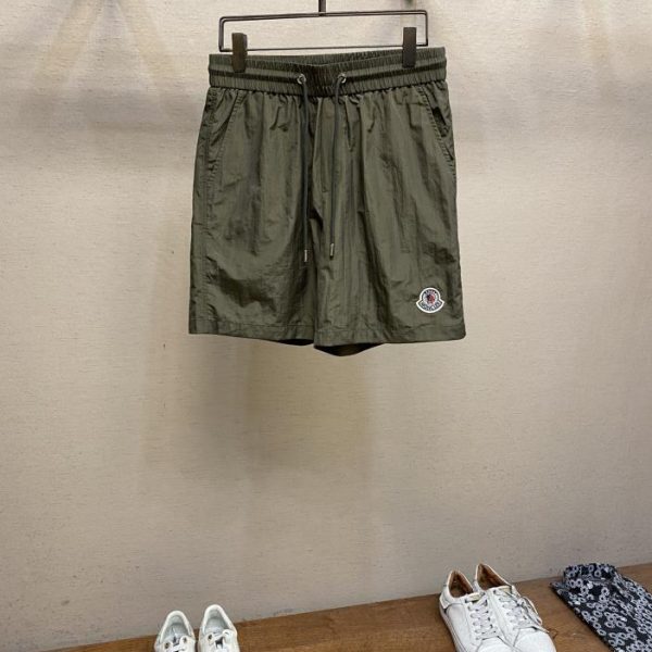 designer,replica,clothing,fake,1:1,lv,luxury,high quality Moncler men’s casual shorts, the latest upper body style is invincible!