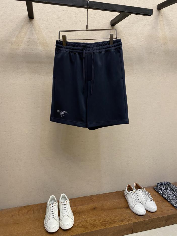 designer,replica,clothing,fake,1:1,lv,luxury,high quality Prada men’s casual shorts, the latest upper body style, are invincible! designer,replica,clothing,fake,1:1,lv,luxury,high quality Prada men’s casual shorts, the latest upper body style, are invincible!
