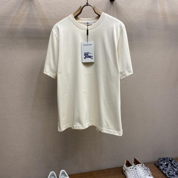 designer,replica,clothing,fake,1:1,lv,luxury,high quality Burberry beige war horse silicone logo pattern couple short-sleeved T-shirt