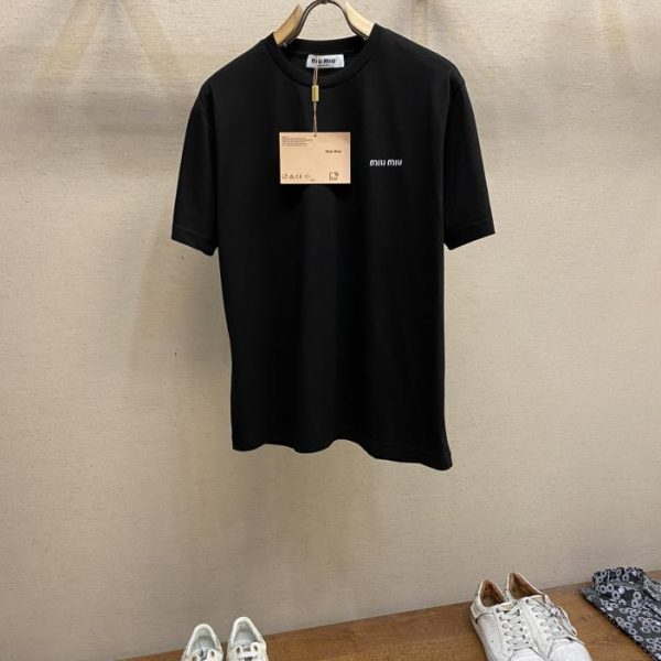 designer,replica,clothing,fake,1:1,lv,luxury,high quality Miumiu 24 early autumn short-sleeved products are available online for the first time!