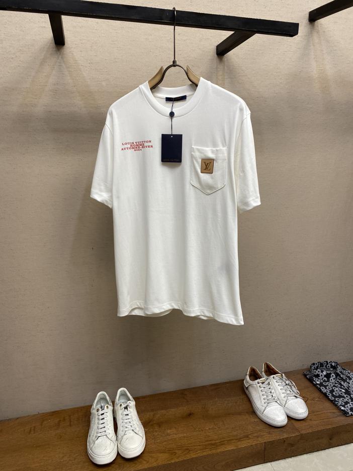 designer,replica,clothing,fake,1:1,lv,luxury,high quality LV 2024FW Autumn and Winter Men’s Wear Show Limited Edition Staff Half-Sleeve T-shirt designer,replica,clothing,fake,1:1,lv,luxury,high quality LV 2024FW Autumn and Winter Men’s Wear Show Limited Edition Staff Half-Sleeve T-shirt