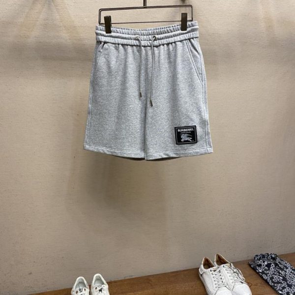 designer,replica,clothing,fake,1:1,lv,luxury,high quality Burberry men’s casual shorts, the latest upper body style is invincible!