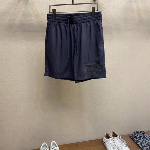 designer,replica,clothing,fake,1:1,lv,luxury,high quality Burberry men’s casual shorts, the latest upper body style is invincible!