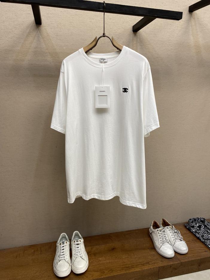 designer,replica,clothing,fake,1:1,lv,luxury,high quality CHANEL Xiaoxiang geometric double C embroidery T-shirt designer,replica,clothing,fake,1:1,lv,luxury,high quality CHANEL Xiaoxiang geometric double C embroidery T-shirt
