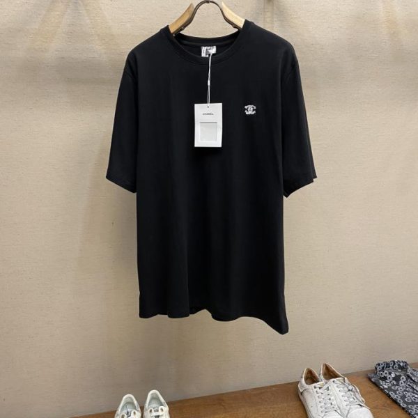 designer,replica,clothing,fake,1:1,lv,luxury,high quality CHANEL Xiaoxiang geometric double C embroidery T-shirt