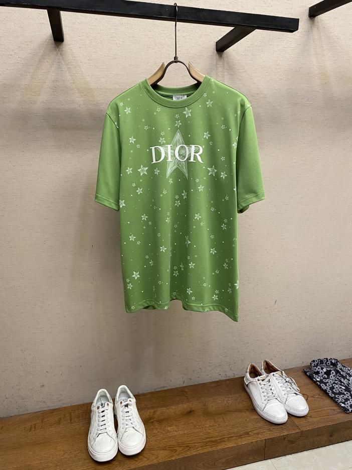 designer,replica,clothing,fake,1:1,lv,luxury,high quality Dior Xiaodi five-pointed star logo print ~ green couple style short-sleeved T-shirt designer,replica,clothing,fake,1:1,lv,luxury,high quality Dior Xiaodi five-pointed star logo print ~ green couple style short-sleeved T-shirt