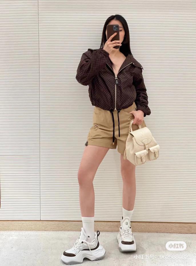 designer,replica,clothing,fake,1:1,lv,luxury,high quality Louis Vuittonn 24ss spring and summer latest models designer,replica,clothing,fake,1:1,lv,luxury,high quality Louis Vuittonn 24ss spring and summer latest models