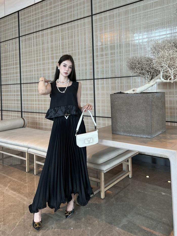 designer,replica,clothing,fake,1:1,lv,luxury,high quality Elegant item 24Ss spring and summer latest three-dimensional ruffled pleated skirt designer,replica,clothing,fake,1:1,lv,luxury,high quality Elegant item 24Ss spring and summer latest three-dimensional ruffled pleated skirt