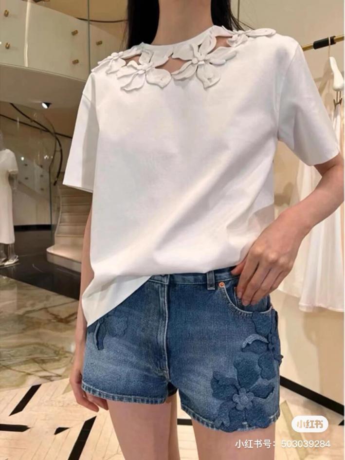 designer,replica,clothing,fake,1:1,lv,luxury,high quality Recommended 24Ss spring and summer latest heavy industry three-dimensional floral straight denim shorts designer,replica,clothing,fake,1:1,lv,luxury,high quality Recommended 24Ss spring and summer latest heavy industry three-dimensional floral straight denim shorts