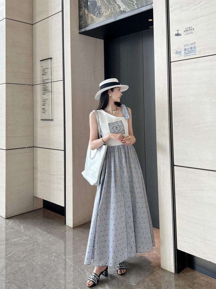 designer,replica,clothing,fake,1:1,lv,luxury,high quality chanel 24SS new spring and summer oblique shoulder ribbon pure cotton vest splicing long skirt designer,replica,clothing,fake,1:1,lv,luxury,high quality chanel 24SS new spring and summer oblique shoulder ribbon pure cotton vest splicing long skirt