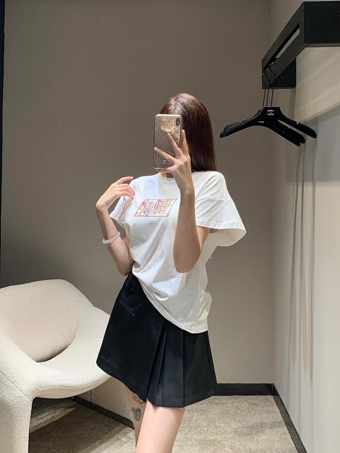 designer,replica,clothing,fake,1:1,lv,luxury,high quality 24Ss spring and summer new style/logo embroidered round neck short-sleeved T-shirt designer,replica,clothing,fake,1:1,lv,luxury,high quality 24Ss spring and summer new style/logo embroidered round neck short-sleeved T-shirt