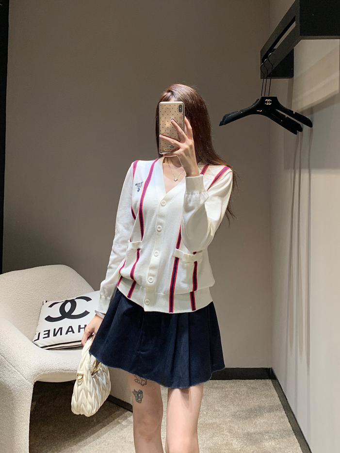 designer,replica,clothing,fake,1:1,lv,luxury,high quality 24Ss latest spring and summer/letter embroidered contrasting color vertical striped knitted cardigan! designer,replica,clothing,fake,1:1,lv,luxury,high quality 24Ss latest spring and summer/letter embroidered contrasting color vertical striped knitted cardigan!