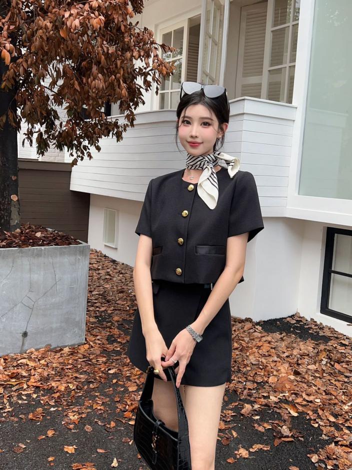 designer,replica,clothing,fake,1:1,lv,luxury,high quality Prada logo suit designer,replica,clothing,fake,1:1,lv,luxury,high quality Prada logo suit