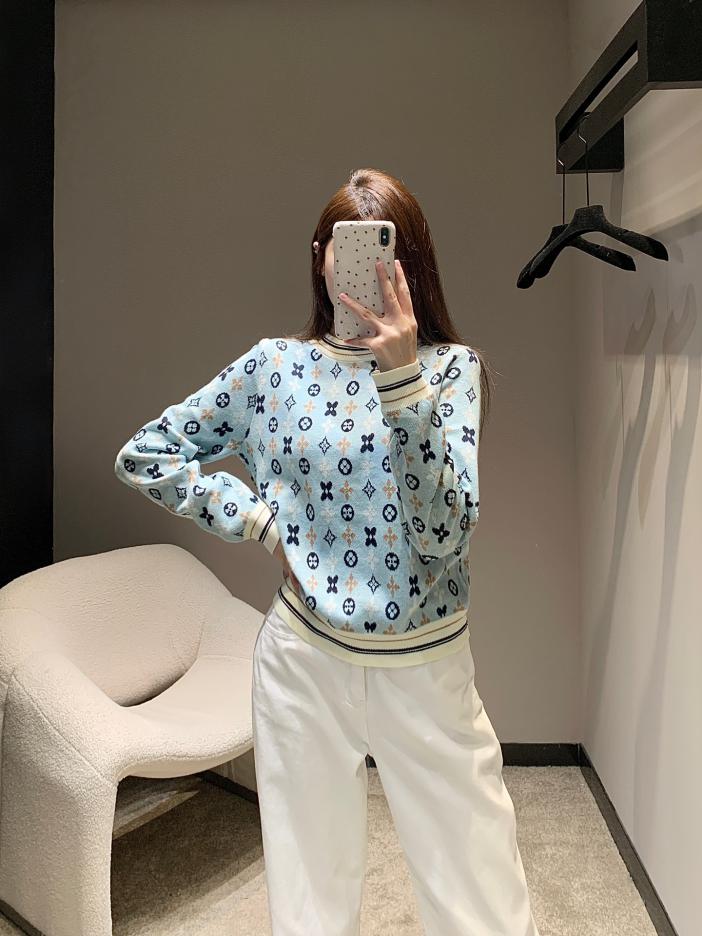 designer,replica,clothing,fake,1:1,lv,luxury,high quality LOUIS VUITTON knitted sweater designer,replica,clothing,fake,1:1,lv,luxury,high quality LOUIS VUITTON knitted sweater