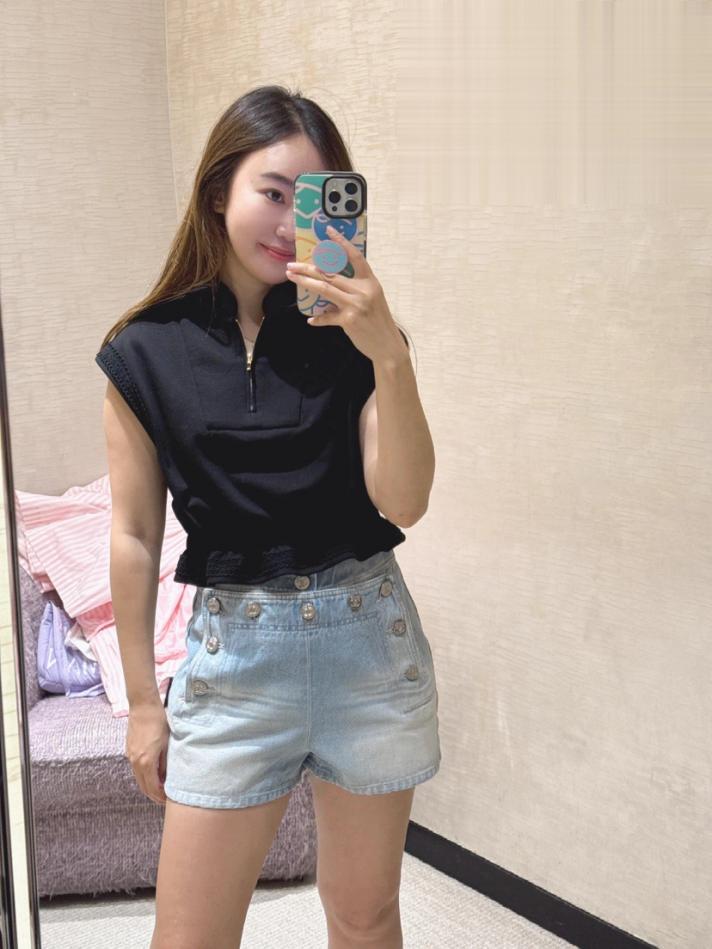 designer,replica,clothing,fake,1:1,lv,luxury,high quality Chanel waist sleeveless top designer,replica,clothing,fake,1:1,lv,luxury,high quality Chanel waist sleeveless top