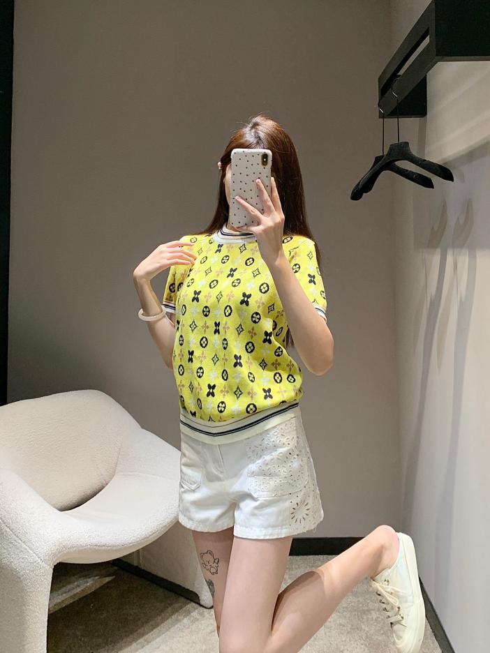 designer,replica,clothing,fake,1:1,lv,luxury,high quality LOUIS VUITTON knitted short-sleeved top designer,replica,clothing,fake,1:1,lv,luxury,high quality LOUIS VUITTON knitted short-sleeved top