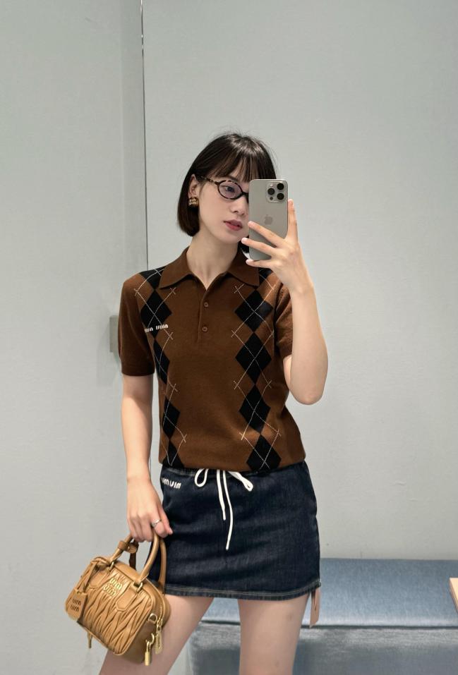 designer,replica,clothing,fake,1:1,lv,luxury,high quality Miu Miu short-sleeved sweater designer,replica,clothing,fake,1:1,lv,luxury,high quality Miu Miu short-sleeved sweater