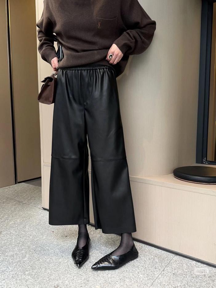 designer,replica,clothing,fake,1:1,lv,luxury,high quality LOE lambskin cropped wide pants designer,replica,clothing,fake,1:1,lv,luxury,high quality LOE lambskin cropped wide pants