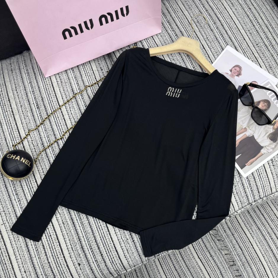 designer,replica,clothing,fake,1:1,lv,luxury,high quality Miu two piece bottoming shirt designer,replica,clothing,fake,1:1,lv,luxury,high quality Miu two piece bottoming shirt