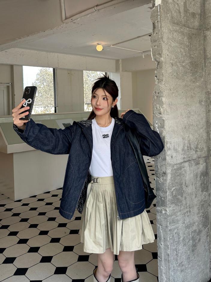 designer,replica,clothing,fake,1:1,lv,luxury,high quality Dior hooded denim jacket designer,replica,clothing,fake,1:1,lv,luxury,high quality Dior hooded denim jacket
