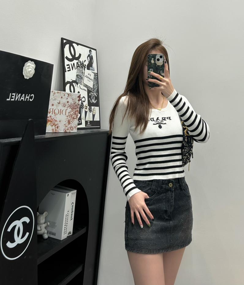 designer,replica,clothing,fake,1:1,lv,luxury,high quality Pradad 24 knitted pullover designer,replica,clothing,fake,1:1,lv,luxury,high quality Pradad 24 knitted pullover