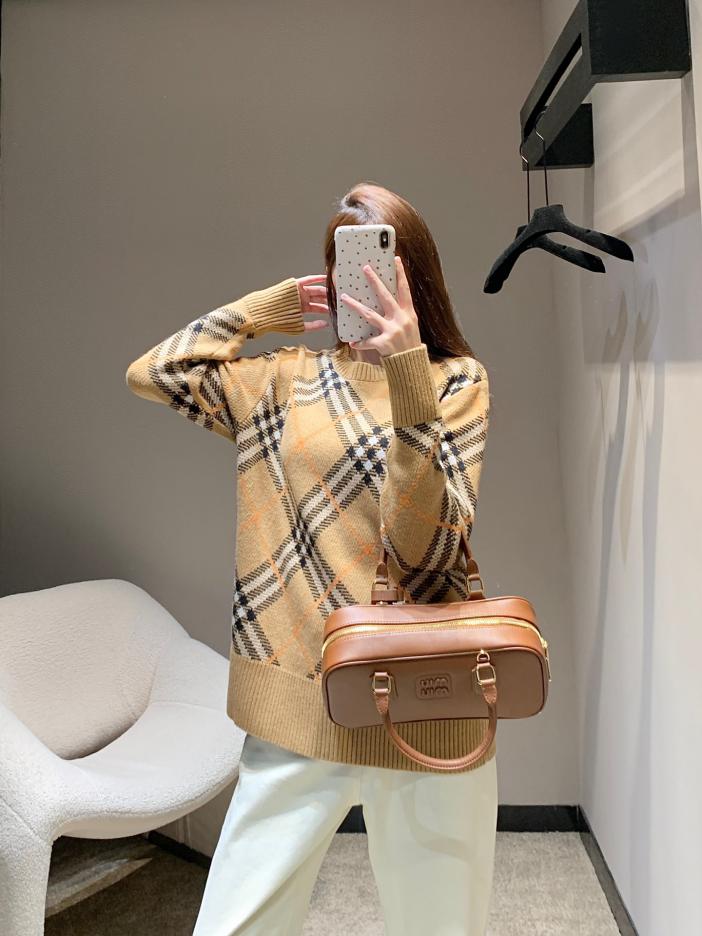 designer,replica,clothing,fake,1:1,lv,luxury,high quality Burberry plaid pullover knitted sweater designer,replica,clothing,fake,1:1,lv,luxury,high quality Burberry plaid pullover knitted sweater