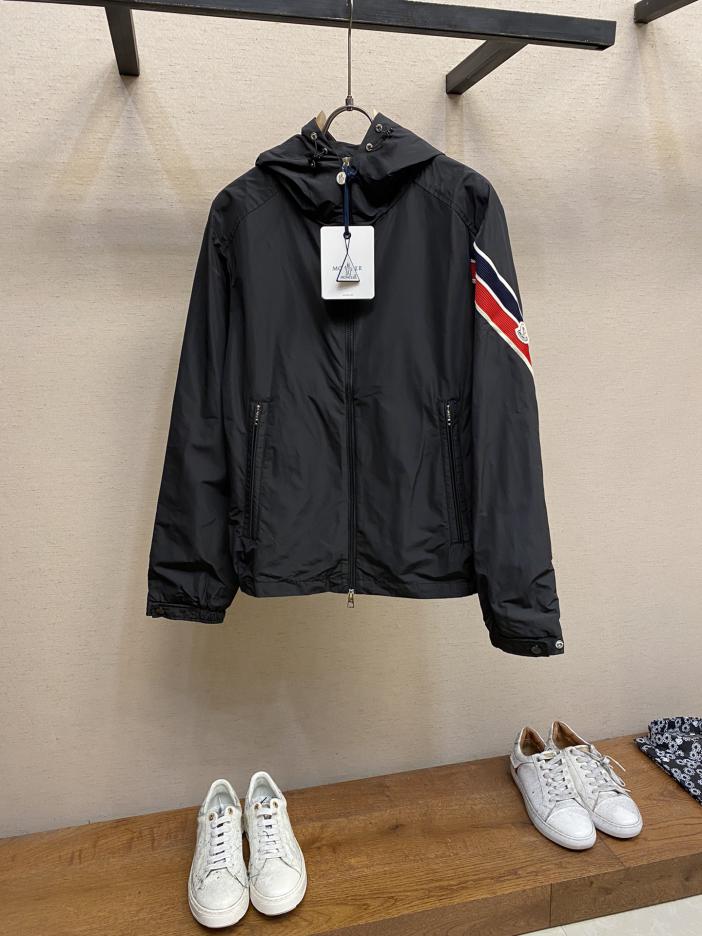 designer,replica,clothing,fake,1:1,lv,luxury,high quality Mencler tricolor trim jacket designer,replica,clothing,fake,1:1,lv,luxury,high quality Mencler tricolor trim jacket