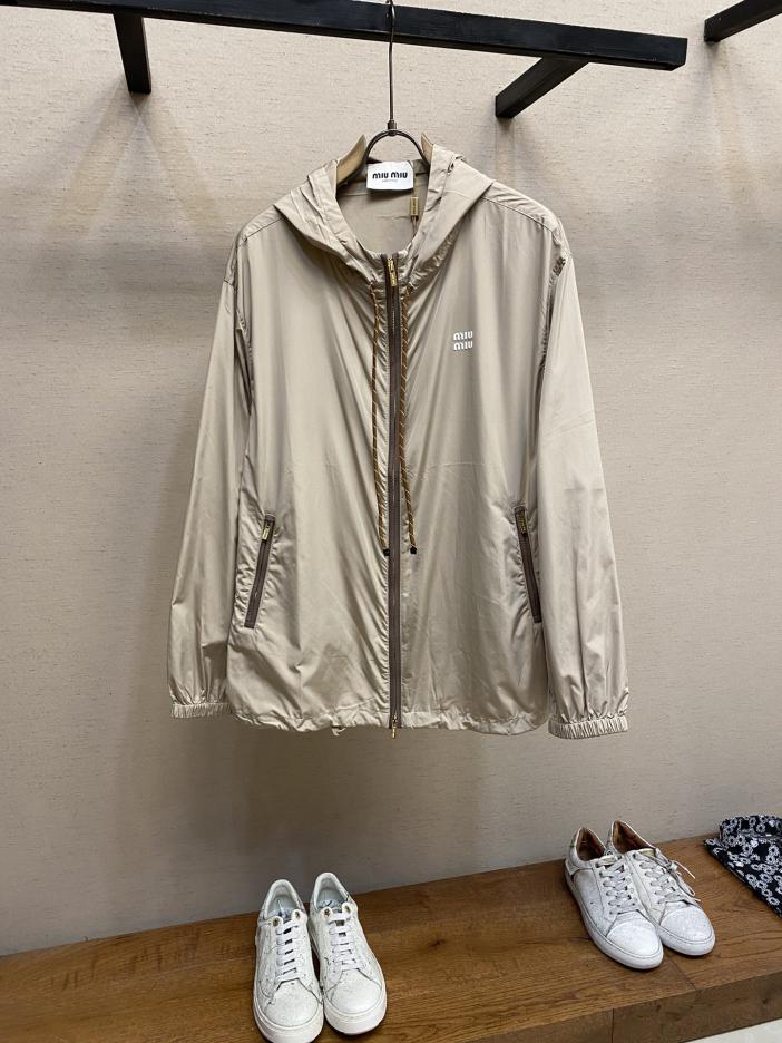 designer,replica,clothing,fake,1:1,lv,luxury,high quality Miu miu 24 early autumn rope gray sun protection jacket designer,replica,clothing,fake,1:1,lv,luxury,high quality Miu miu 24 early autumn rope gray sun protection jacket