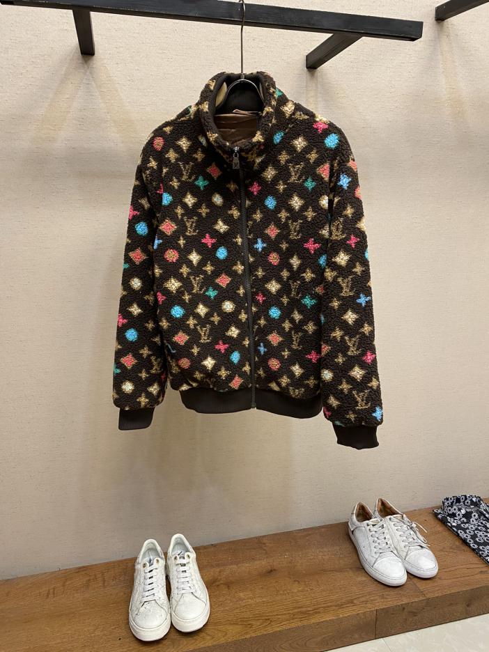 designer,replica,clothing,fake,1:1,lv,luxury,high quality L* lambswool teddy jacket designer,replica,clothing,fake,1:1,lv,luxury,high quality L* lambswool teddy jacket