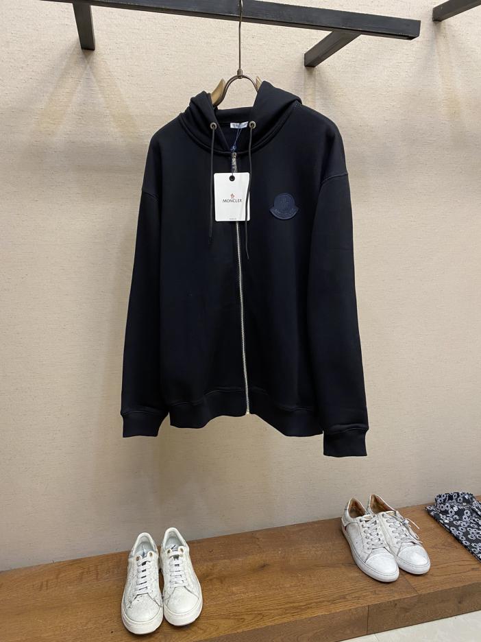 designer,replica,clothing,fake,1:1,lv,luxury,high quality Mencler classic small label hooded sweatshirt designer,replica,clothing,fake,1:1,lv,luxury,high quality Mencler classic small label hooded sweatshirt