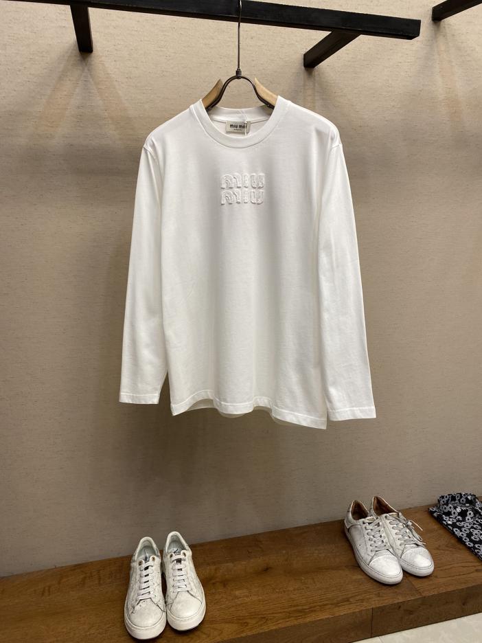 designer,replica,clothing,fake,1:1,lv,luxury,high quality Miu miu long sleeve T-shirt top designer,replica,clothing,fake,1:1,lv,luxury,high quality Miu miu long sleeve T-shirt top