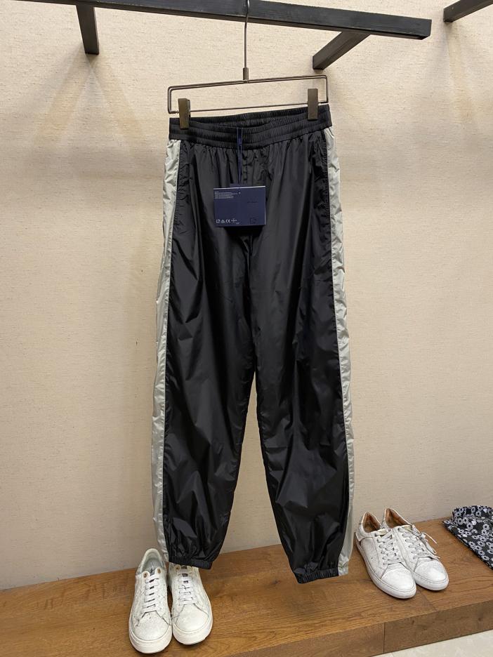 designer,replica,clothing,fake,1:1,lv,luxury,high quality Prada casual pants for men and women designer,replica,clothing,fake,1:1,lv,luxury,high quality Prada casual pants for men and women