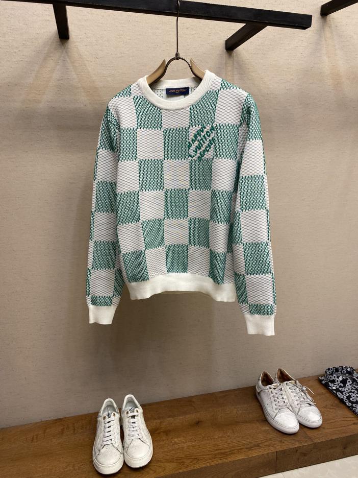 designer,replica,clothing,fake,1:1,lv,luxury,high quality L* long-sleeved crew neck sweater designer,replica,clothing,fake,1:1,lv,luxury,high quality L* long-sleeved crew neck sweater