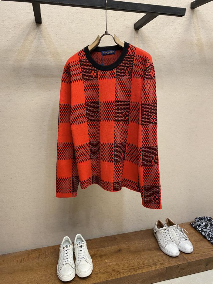 designer,replica,clothing,fake,1:1,lv,luxury,high quality L* thin knitted sweater designer,replica,clothing,fake,1:1,lv,luxury,high quality L* thin knitted sweater