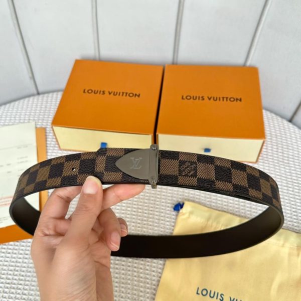 designer,replica,clothing,fake,1:1,lv,luxury,high quality LOUIS VUITTON women’s boutique belt width 35