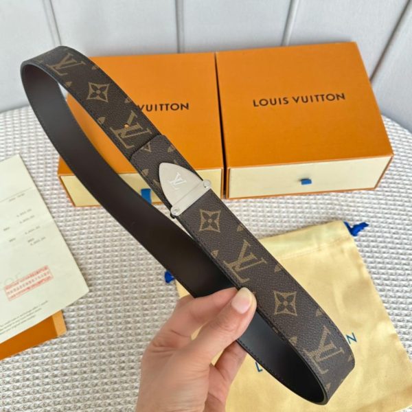 designer,replica,clothing,fake,1:1,lv,luxury,high quality LOUIS VUITTON women’s boutique belt width 35