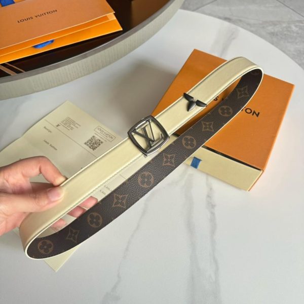 designer,replica,clothing,fake,1:1,lv,luxury,high quality LOUIS VUITTON Special Limited Edition Women’s Belt Width 3.0