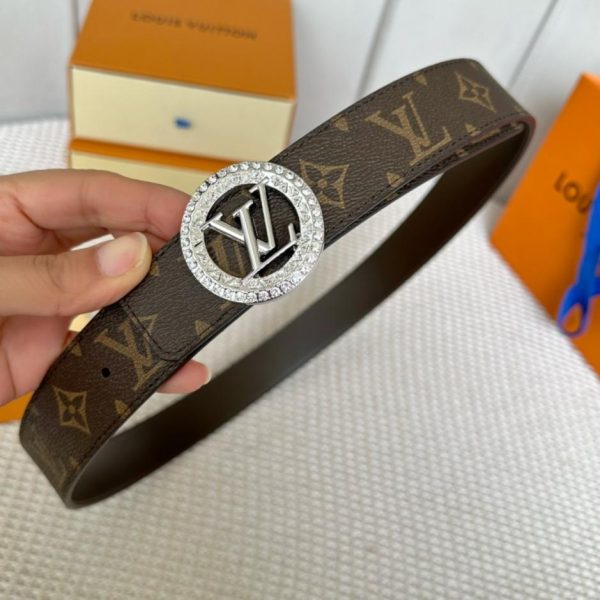 designer,replica,clothing,fake,1:1,lv,luxury,high quality LOUIS VUITTON women’s boutique belt width 35
