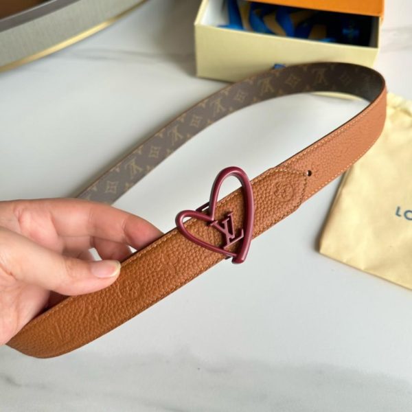 designer,replica,clothing,fake,1:1,lv,luxury,high quality LOUIS VUITTON Women’s Classic Belt Width 30mm