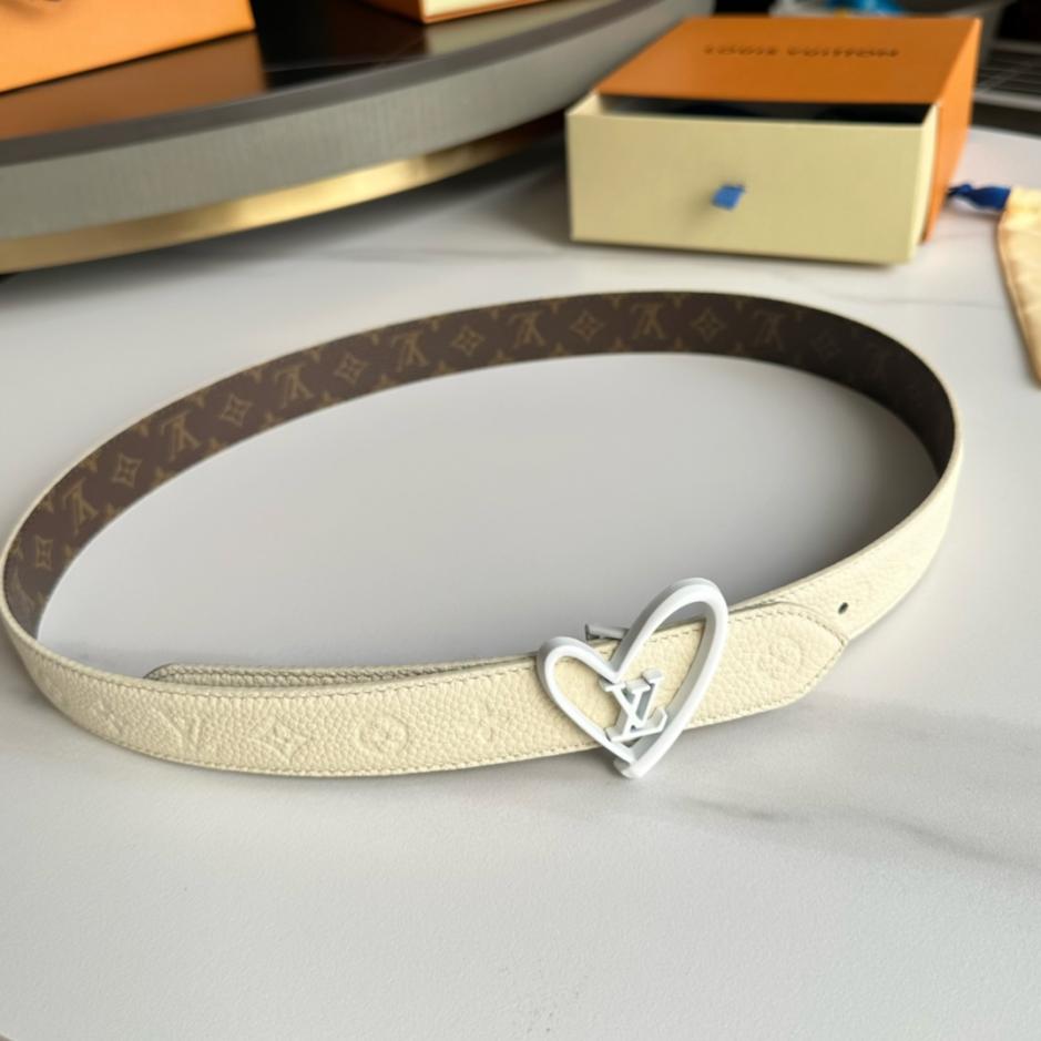 designer,replica,clothing,fake,1:1,lv,luxury,high quality LOUIS VUITTON women’s belt width 30mm designer,replica,clothing,fake,1:1,lv,luxury,high quality LOUIS VUITTON women’s belt width 30mm