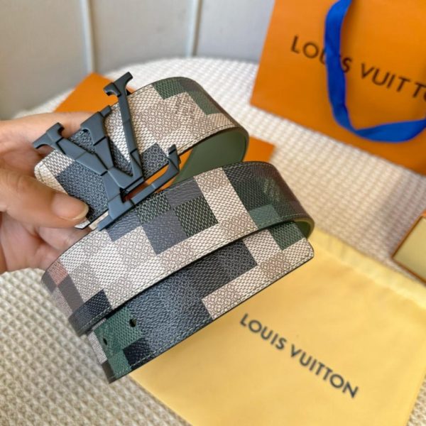 designer,replica,clothing,fake,1:1,lv,luxury,high quality LOUIS VUITTON men’s new belt double-sided