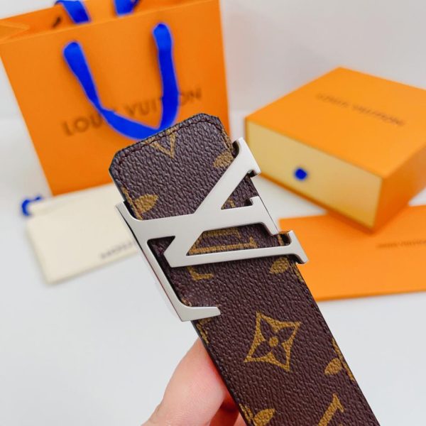 designer,replica,clothing,fake,1:1,lv,luxury,high quality LOUIS VUITTON classic belt width 4.0