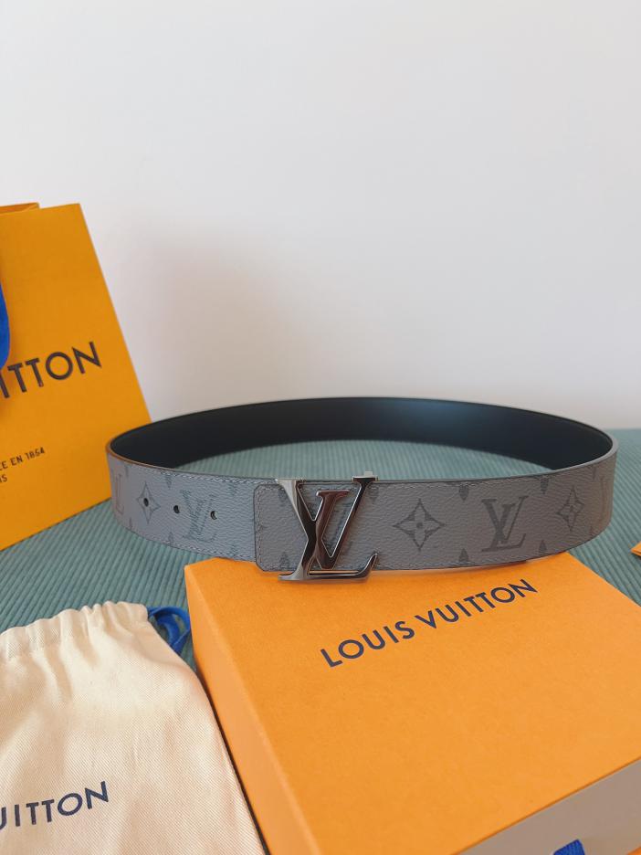 designer,replica,clothing,fake,1:1,lv,luxury,high quality LOUIS VUITTON classic original single width 4.0 designer,replica,clothing,fake,1:1,lv,luxury,high quality LOUIS VUITTON classic original single width 4.0