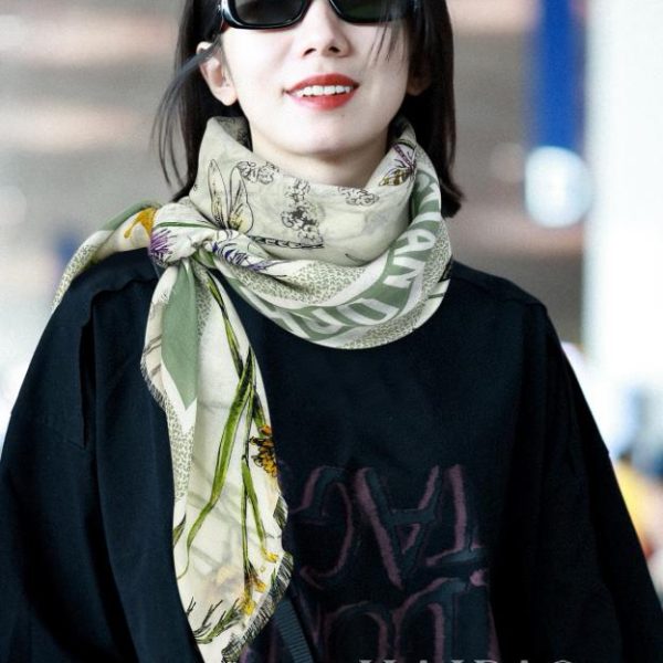 designer,replica,clothing,fake,1:1,lv,luxury,high quality New Dior cashmere square scarf