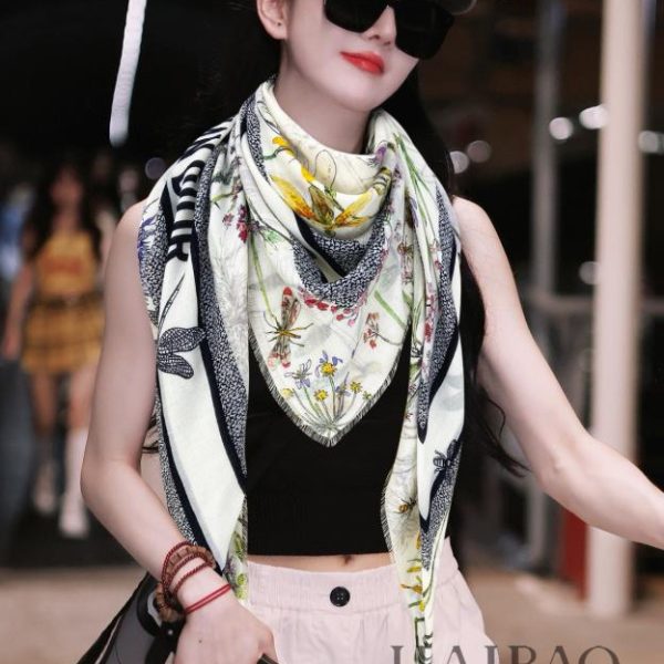 designer,replica,clothing,fake,1:1,lv,luxury,high quality New Dior cashmere square scarf